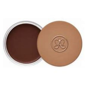 Bronzer Use in Makeup